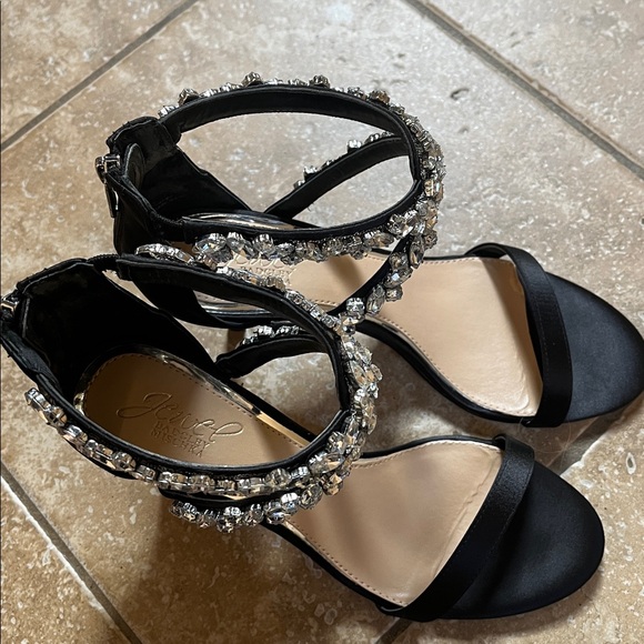 Badgley Mischka Black Heels with Crystal Embellishments - Picture 9 of 10
